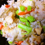 秋野菜の彩り滋味満載炊き込み混ぜごはん